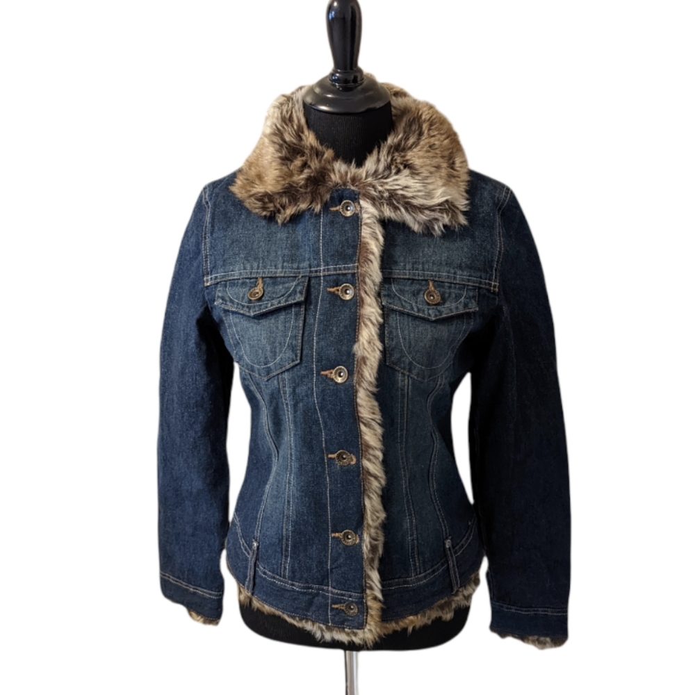 NEW Abercrombie and Fitch Faux Fur Blue Lined Denim Jean Jacket Size M